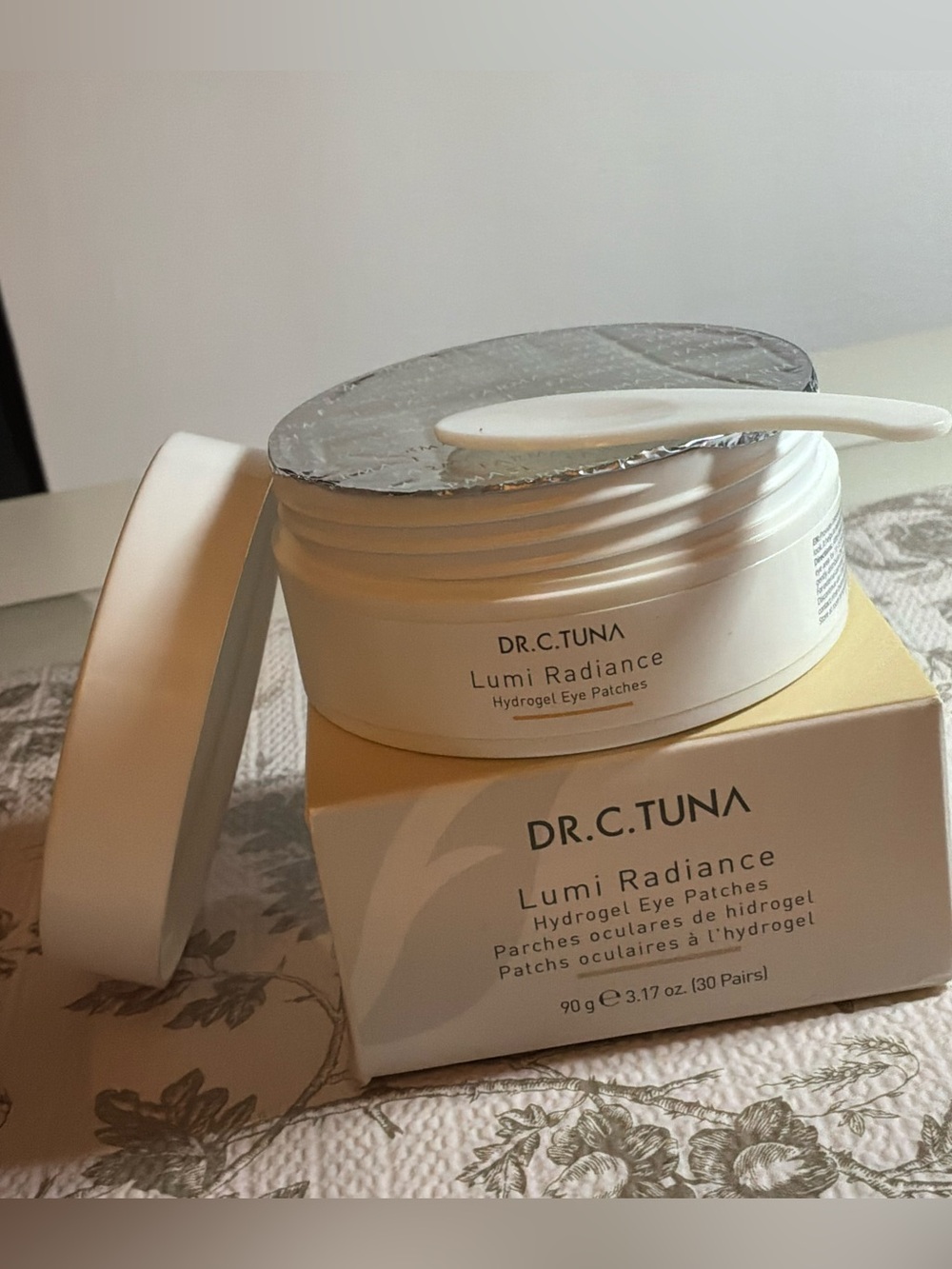 🌙✨ Farmasi Lumi Radiance Hydrogel Eye Patches -